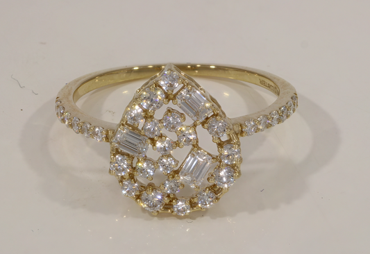 14K Yellow Gold Pear Cut Lab-Grown Diamond Ring – 0.75 CT, fine jewellery by Luster d'Anvers, Antwerp