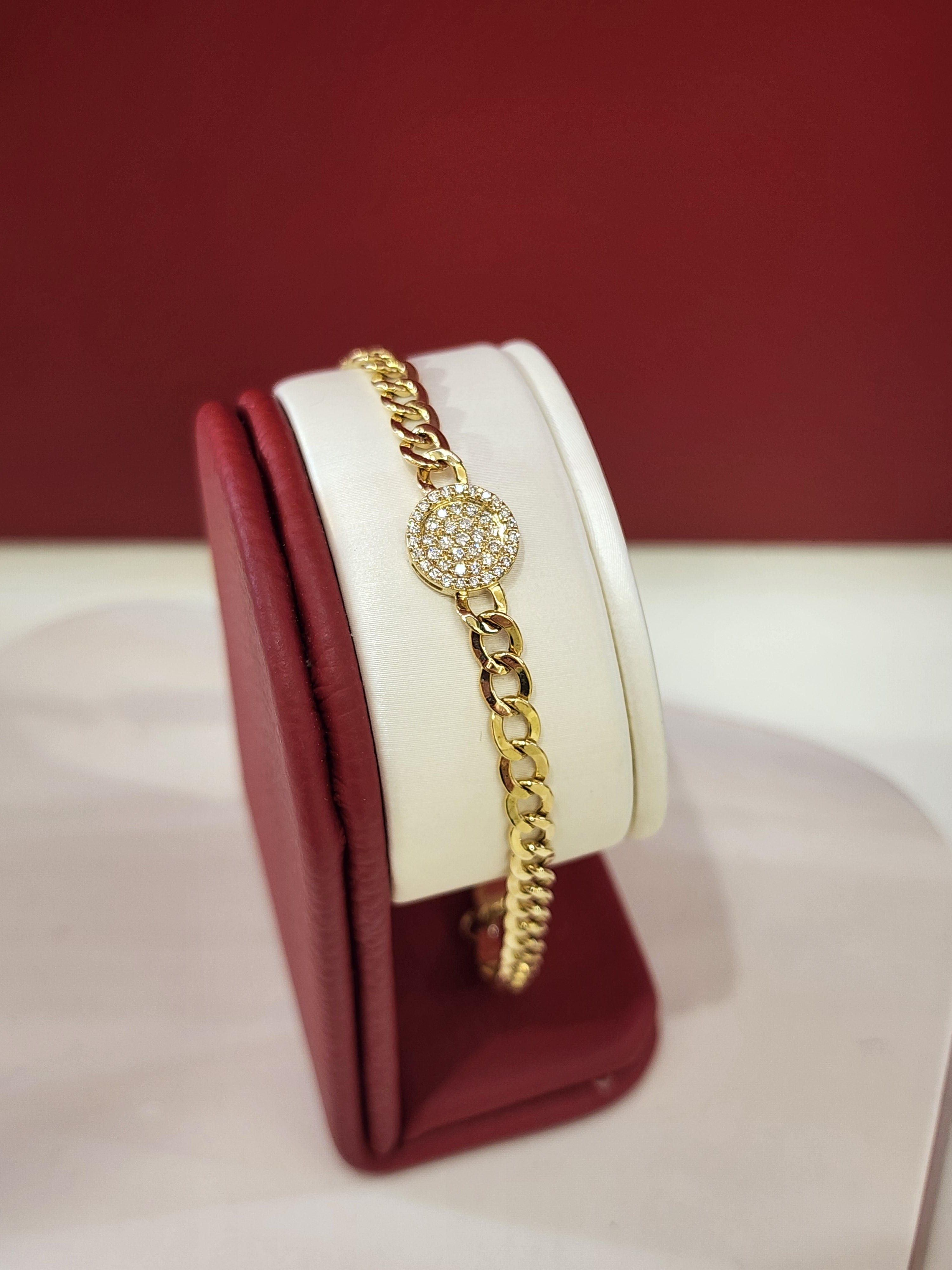 14K Yellow Gold Round Cut Diamond Bracelet – 0.24 CT